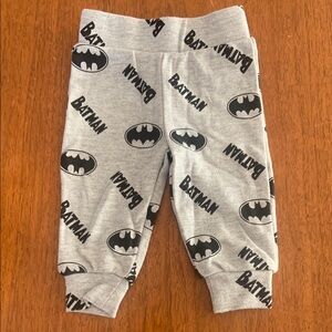 🍓3/$10 NWOT Batman Gray Baby Pants with Logo size 0-3m